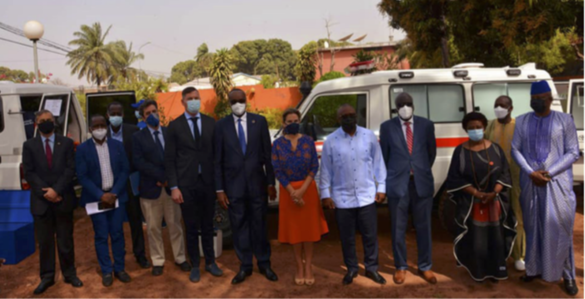OMS oferece Ambulância ao Governo da Guiné-Bissau